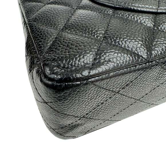 CHANEL Authentic Black Caviar Leather Wallet - Picture 9 of 13